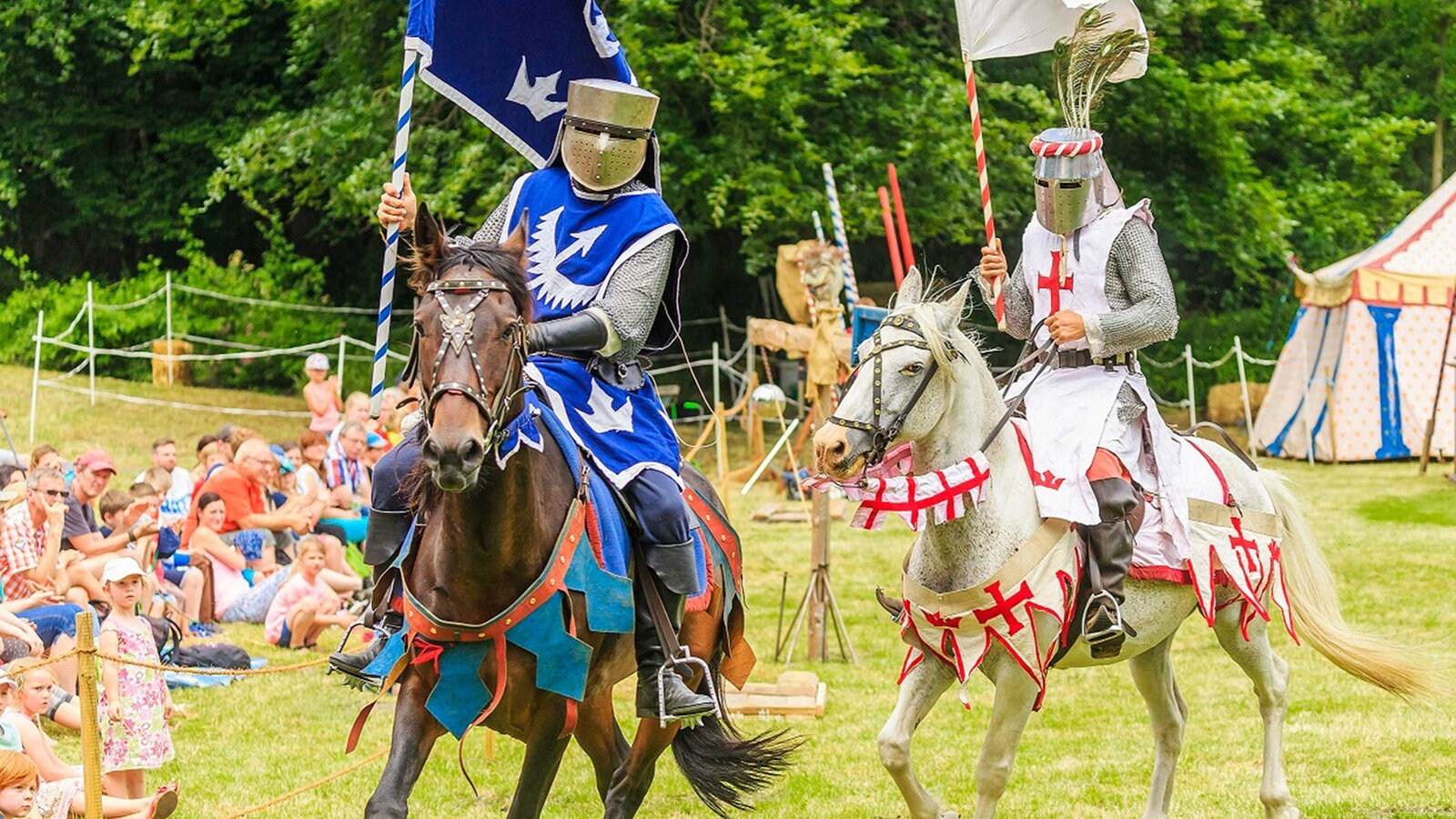 Lust auf eine Zeitreise? Mittelaltermärkte gibt es das ganze Jahr über in NRW. Eine Übersicht.