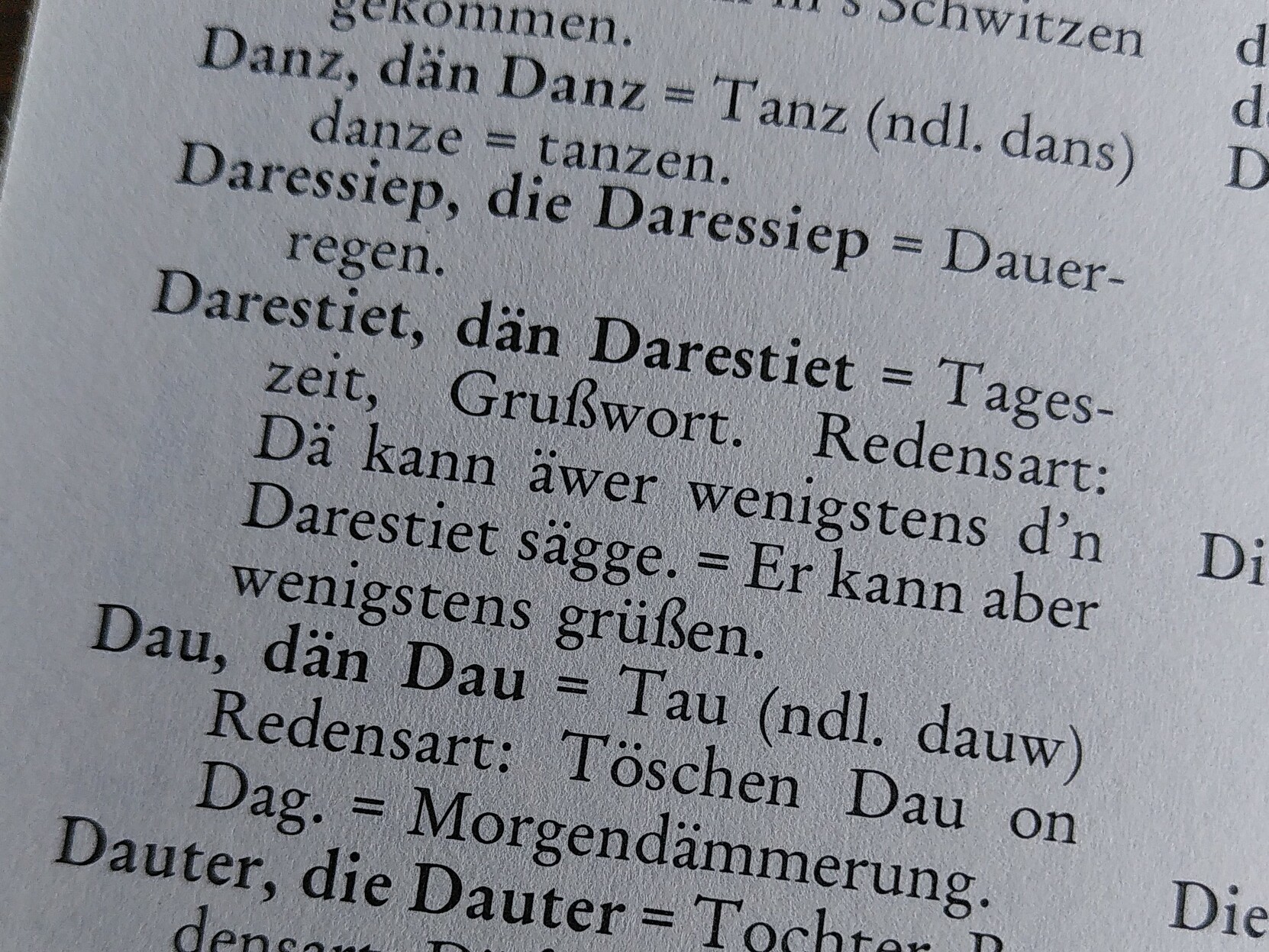 Ein Ausschnitt aus einer Seite eines Mundartwörterbuchs. Im Bild der Begriff 