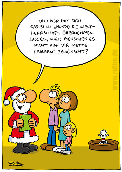 Der Weihnachtsmann steht vor einer Familie, hinter denen ein kleiner unscheinbarer Hund in seinem Körbchen sitzt. Weihnachtsmann: 