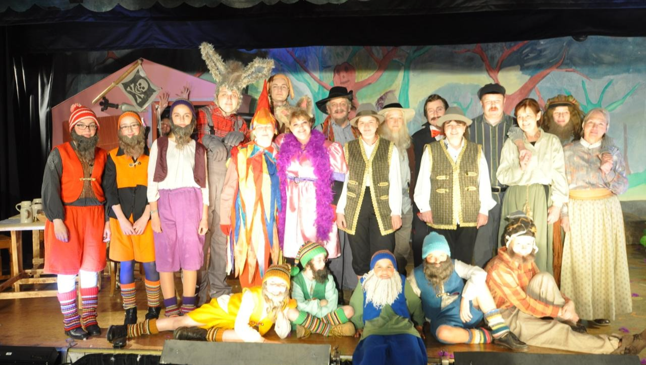 Mein Name ist Anja und ich war erst vier Jahre alt, als ich schon w… Anja Hergt  braucht deine Unterstützung für  Damit 2025 nicht unser letzter Vorhang fällt